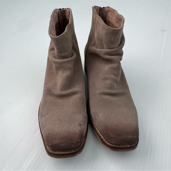 Seychelles Challenge 2 Sand Suede Leather Ankle Boots Women's Tan size 6.5 - Picture 2 of 13